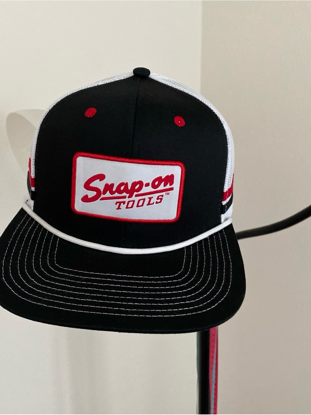 Snap On Tools Mens Snapback Trucker Hat Mesh Back Embroidered Patch Official
